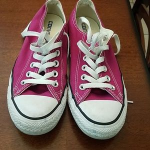 Converse Chuck Taylor shoes size 7.5